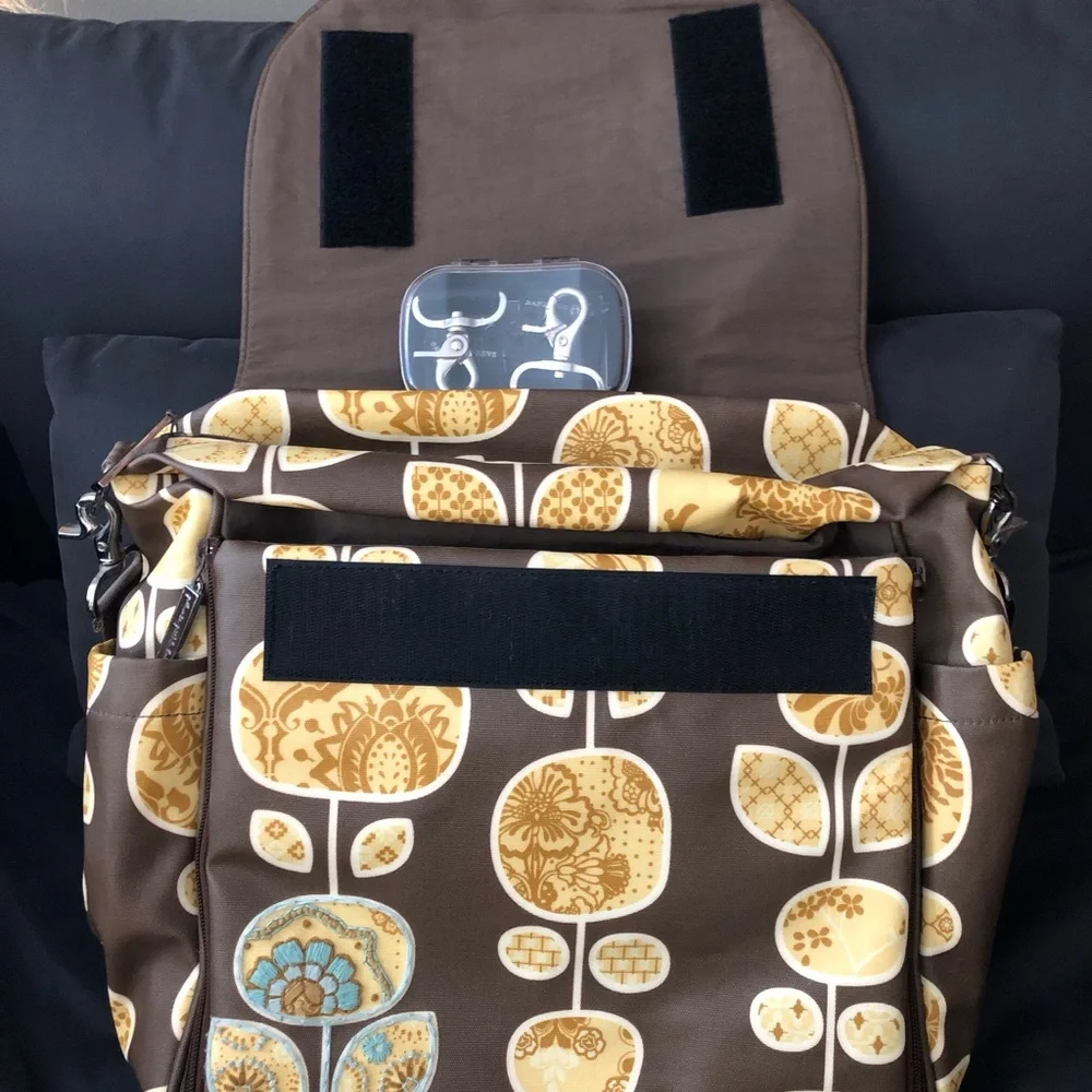 Petunia Pickle Bottom strollers toting